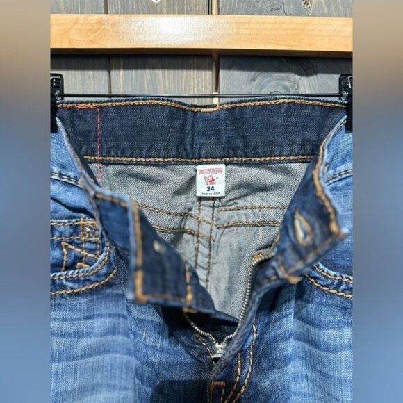Men’s True religion Jeans - 31” inseam - Picture 5 of 7